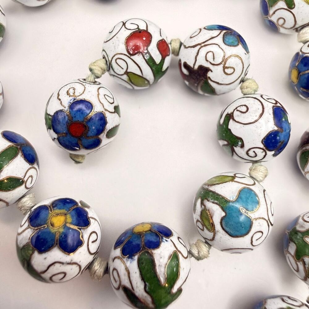 Vintage Cloisonne 41 Beads Necklace White Floral Enamel 12mm Broken Repair Craft